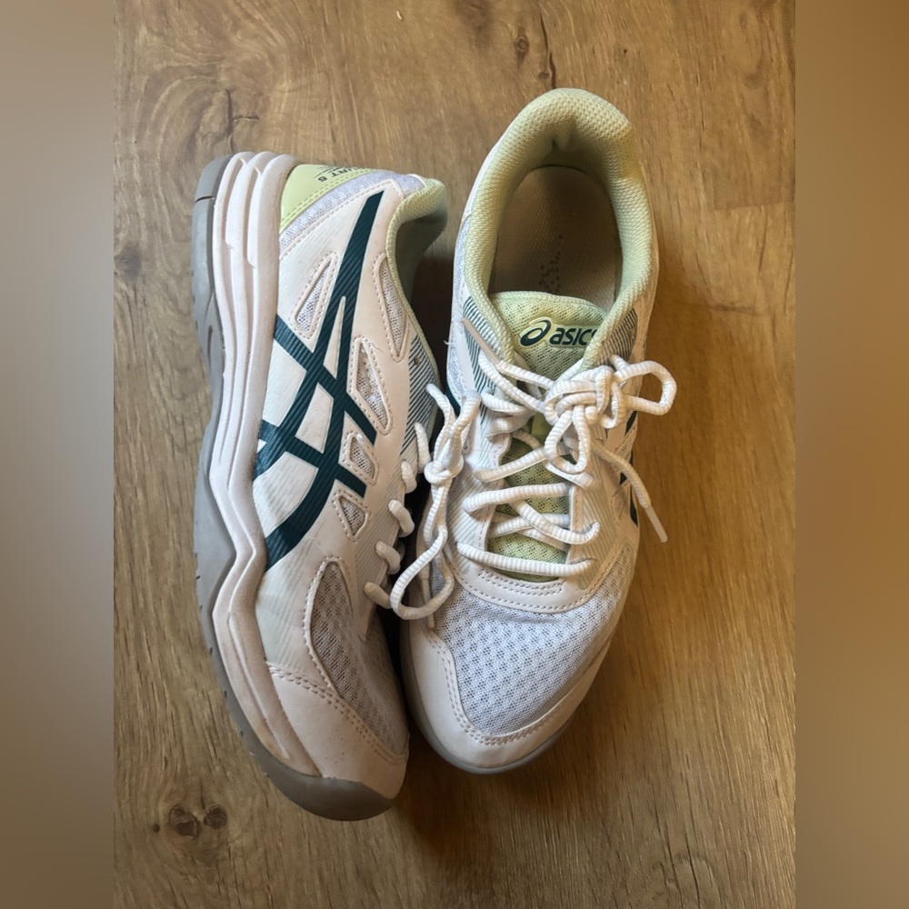 🏐 EUC Volleyball / Indoor Sports Shoes